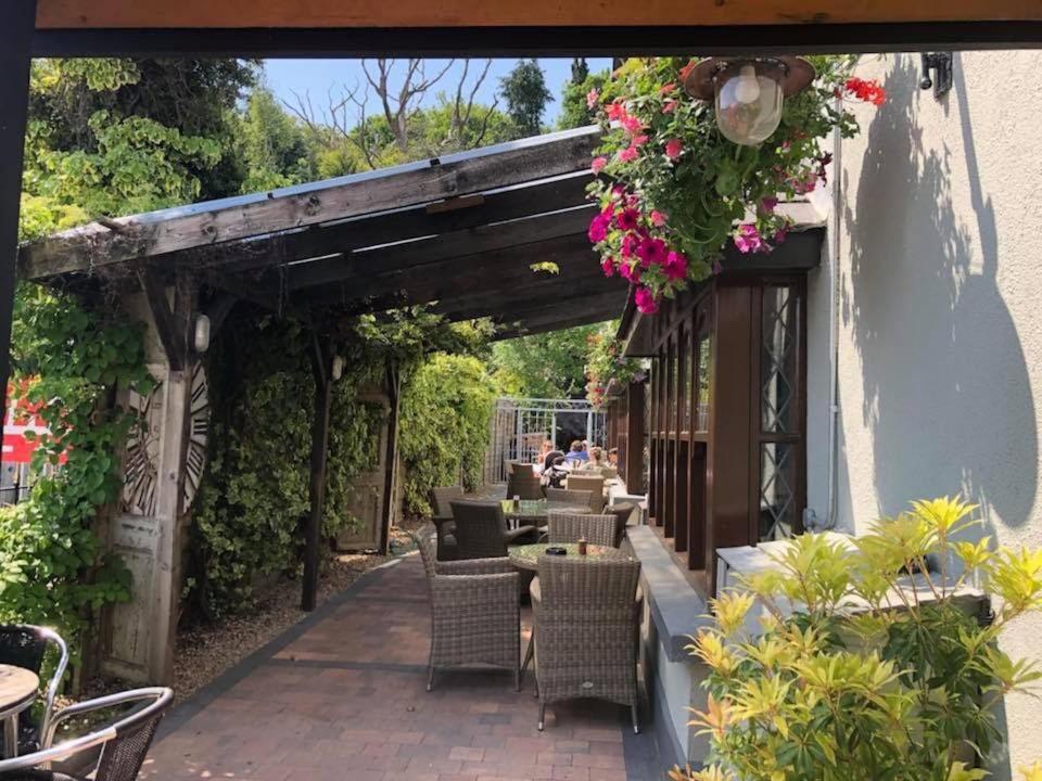 Chester Beatty Inn Ashford Exterior photo